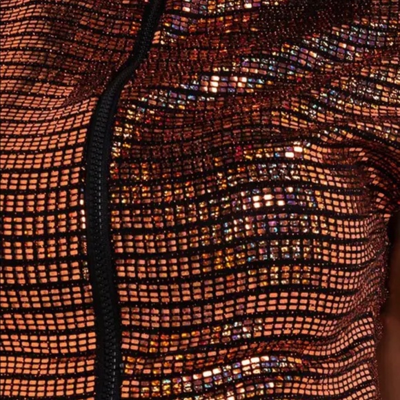 Crop Sequin Top - Picture 4 of 6